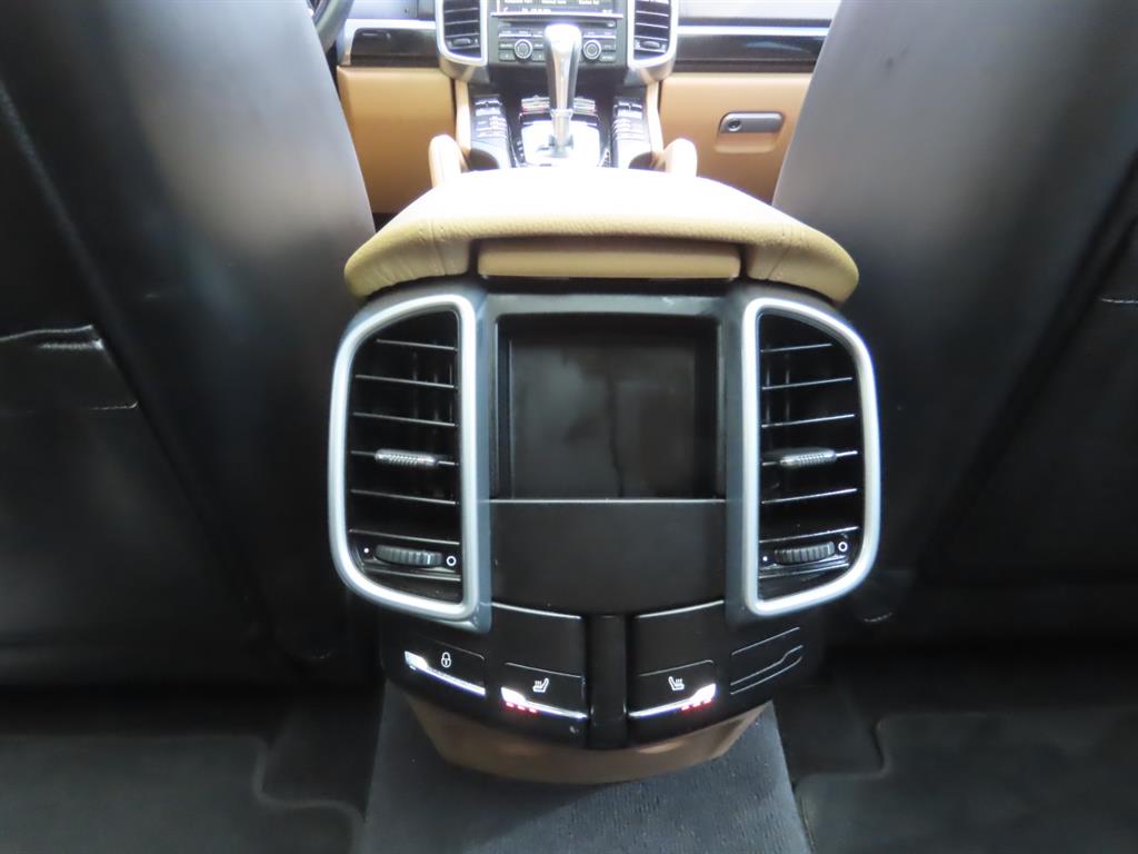 Porsche Cayenne 2016 Gris - Importación desde Corea - HF Imports Iquique - Foto 8