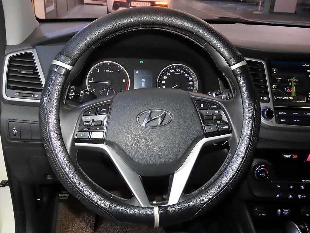 HYUNDAI Tucson - Vista 8