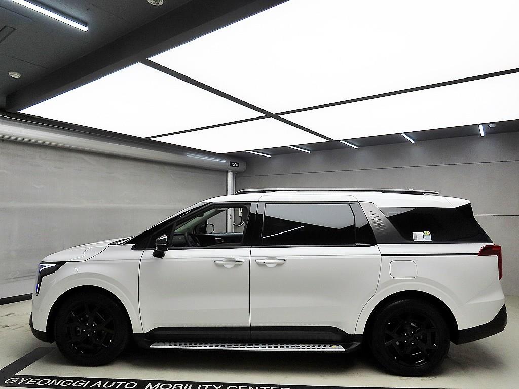 KIA Carnival - Vista 4