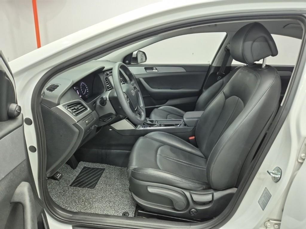 HYUNDAI Sonata - Vista 11