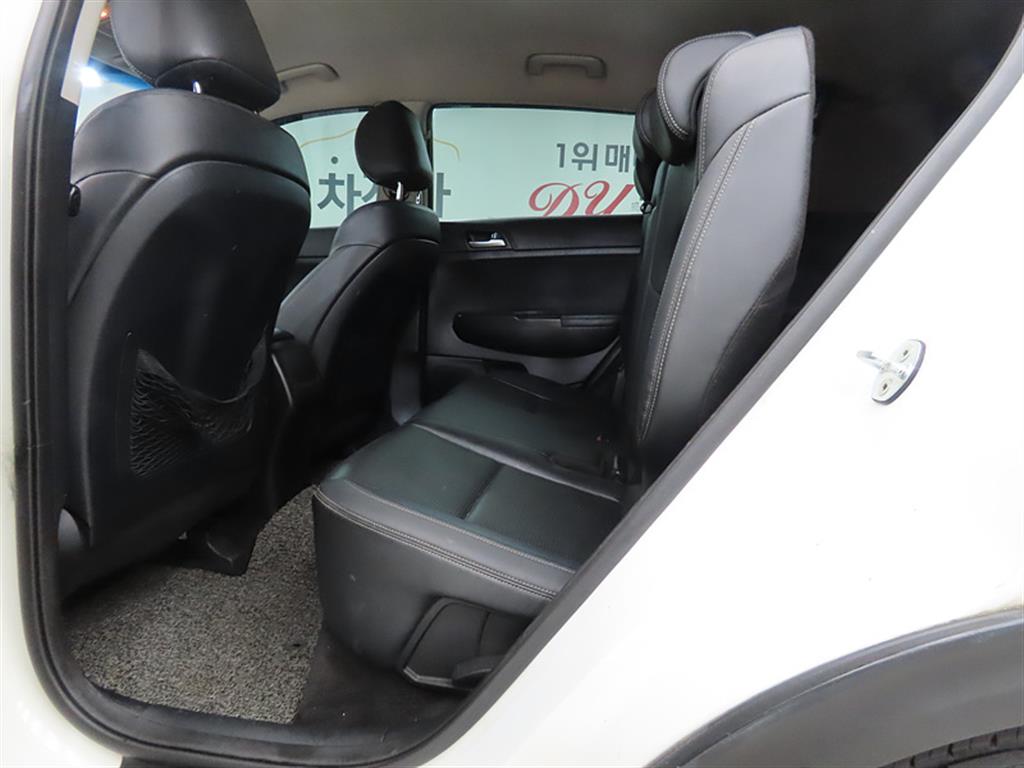 KIA Sportage - Vista 6