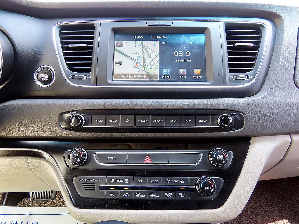 KIA Carnival 2018 Blanco - Importación desde Corea - HF Imports Iquique - Foto 14