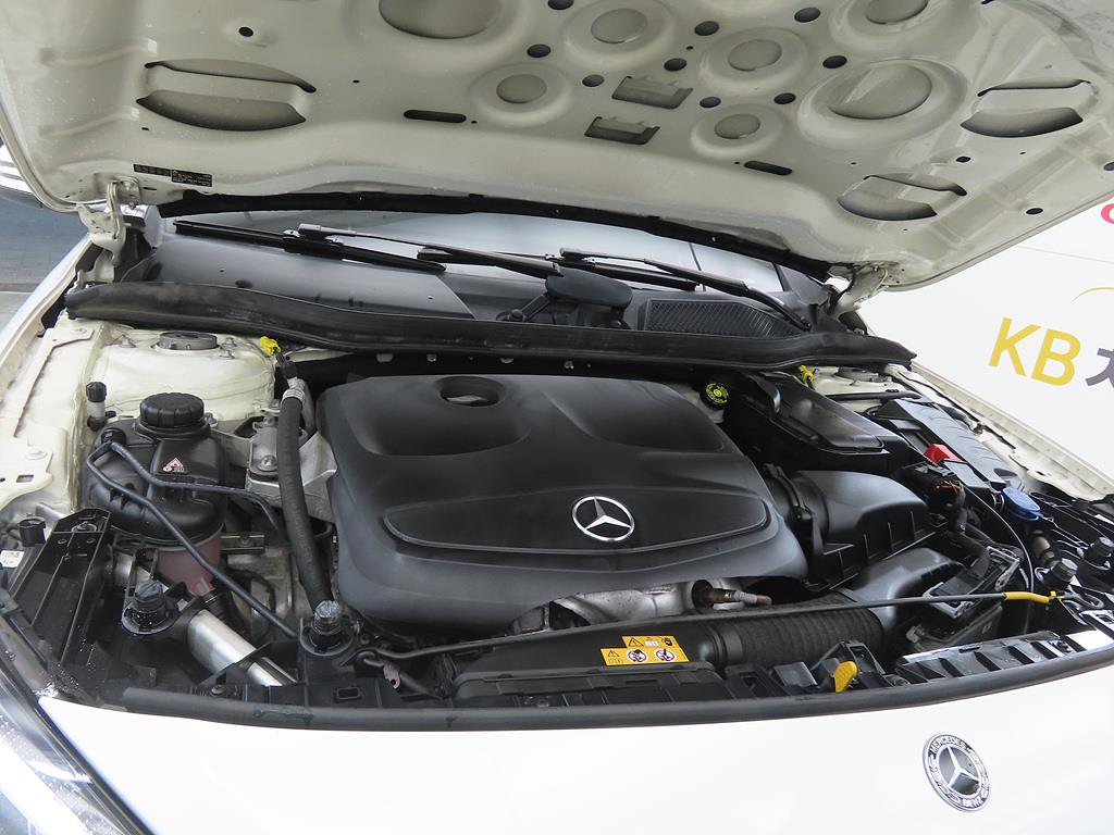 Mercedes Benz GLA Class 2019 Blanco - Importación desde Corea - HF Imports Iquique - Foto 19