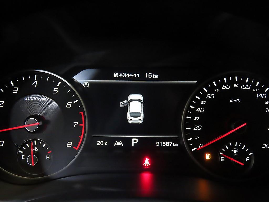 KIA Stinger - Vista 9