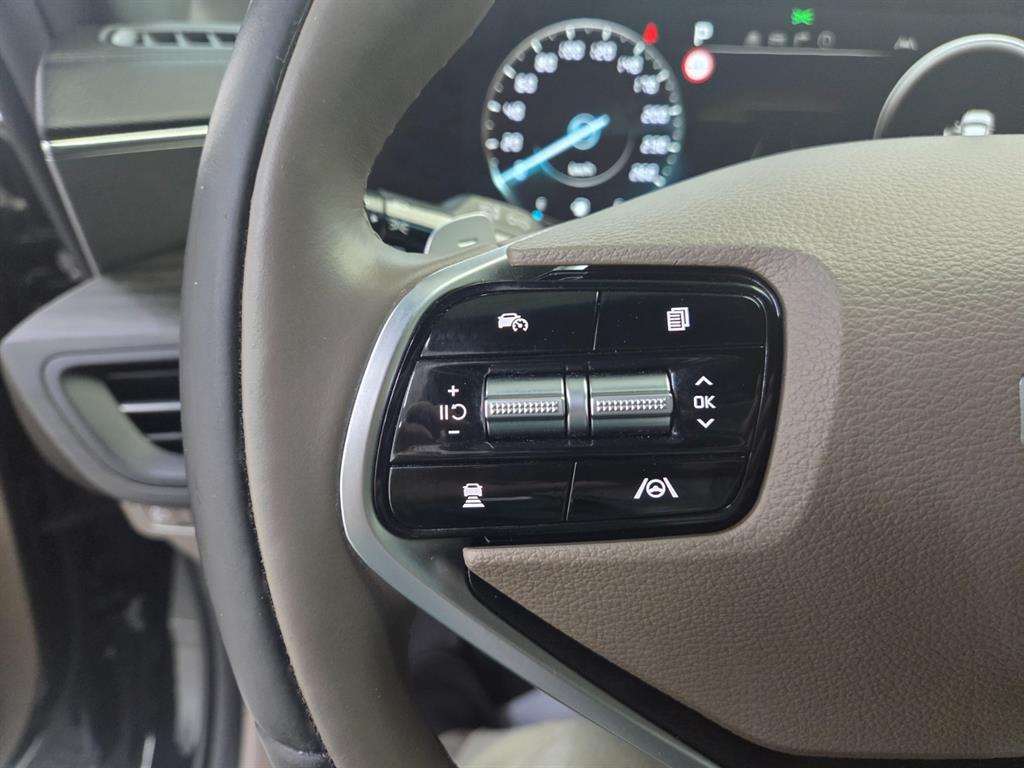 KIA K8 - Vista 12