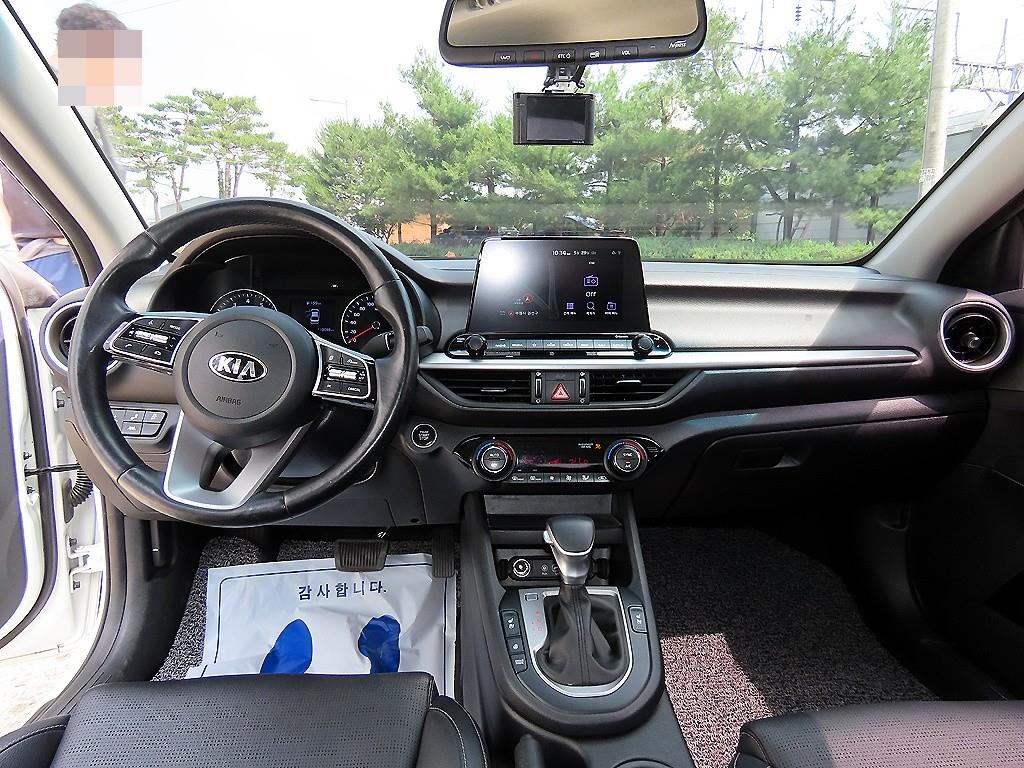 KIA K3 - Vista 7