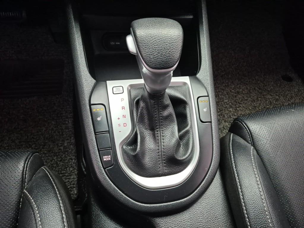 KIA K3 - Vista 8