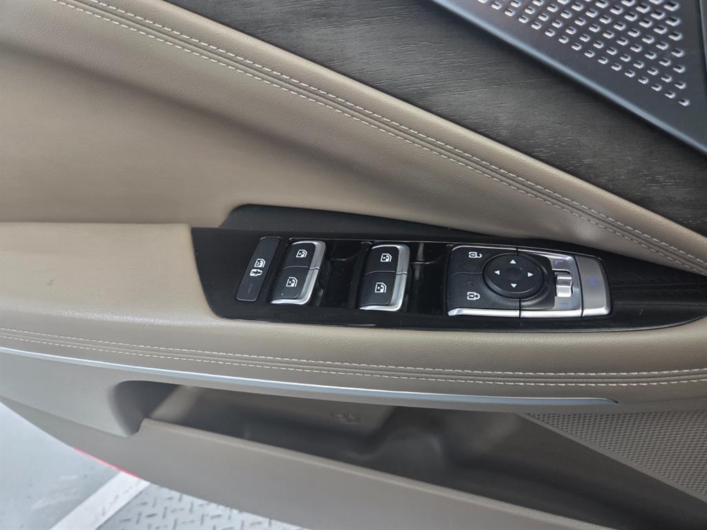KIA K8 - Vista 5