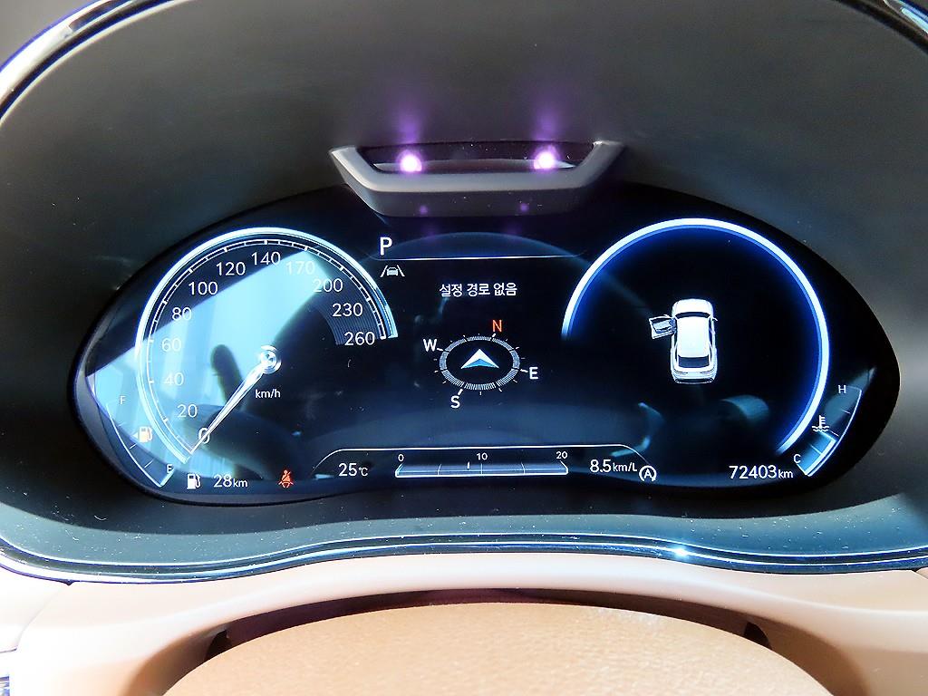 Genesis GV70 - Vista 9