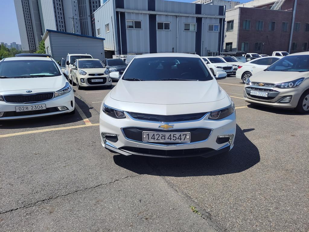 Chevrolet Malibu - Vista 2