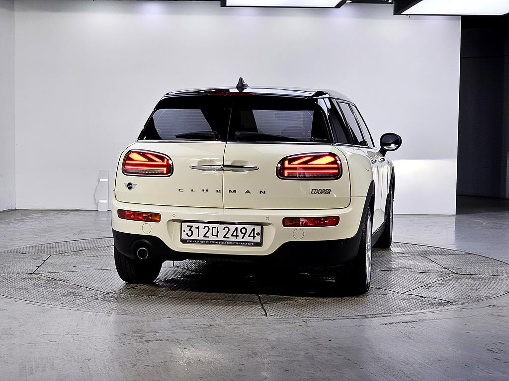 Mini Clubman - Vista 3
