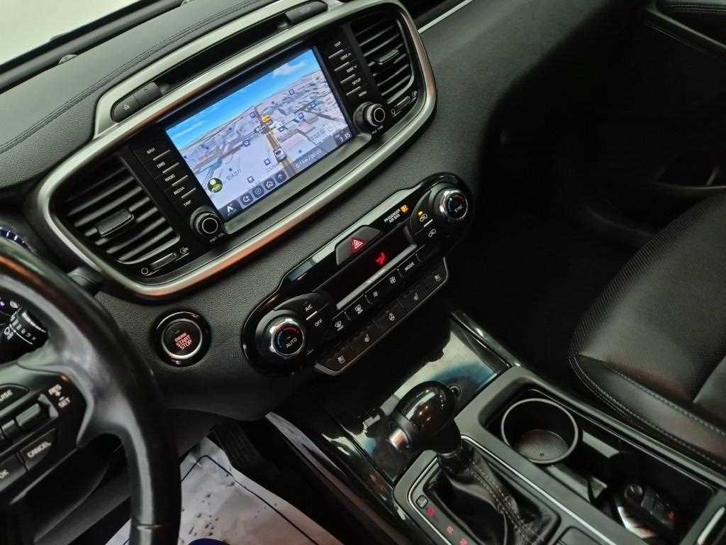 KIA Sorento - Vista 10