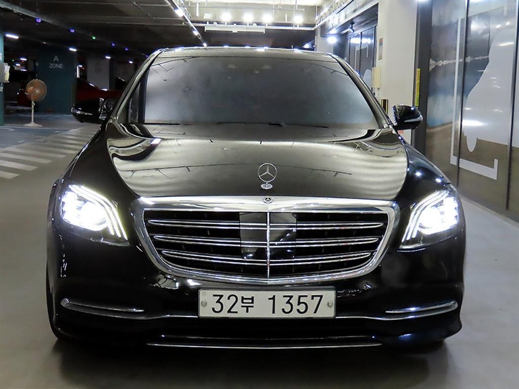 Mercedes Benz S Class - Vista 2