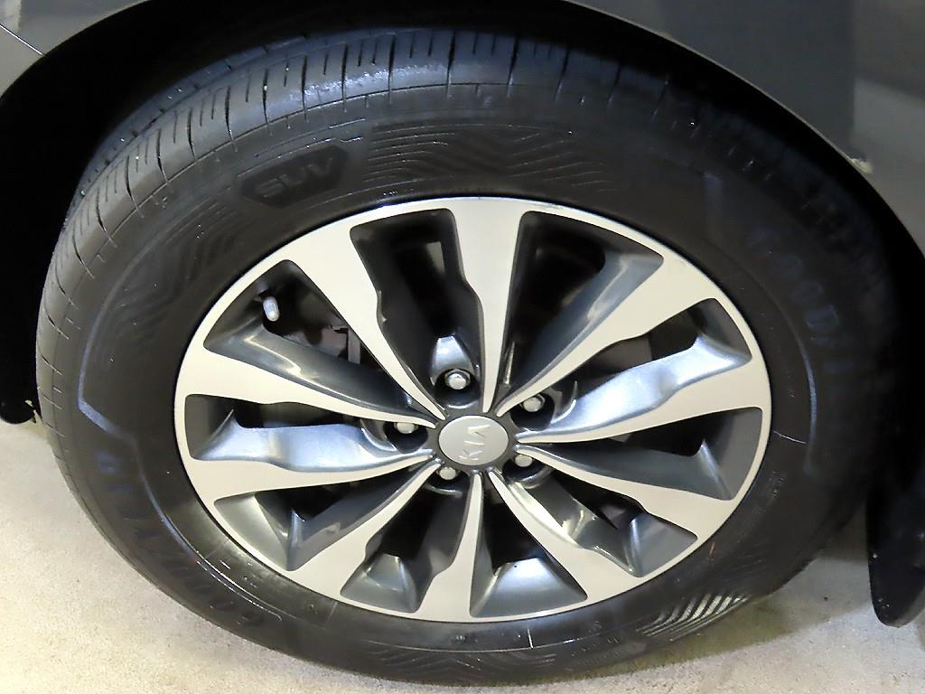 KIA Carnival 2016 Negro - Importación desde Corea - HF Imports Iquique - Foto 20