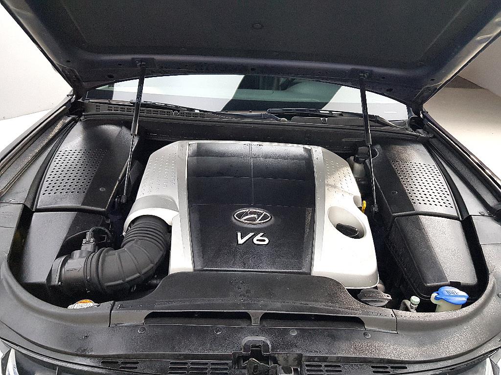 HYUNDAI Equus - Vista 6