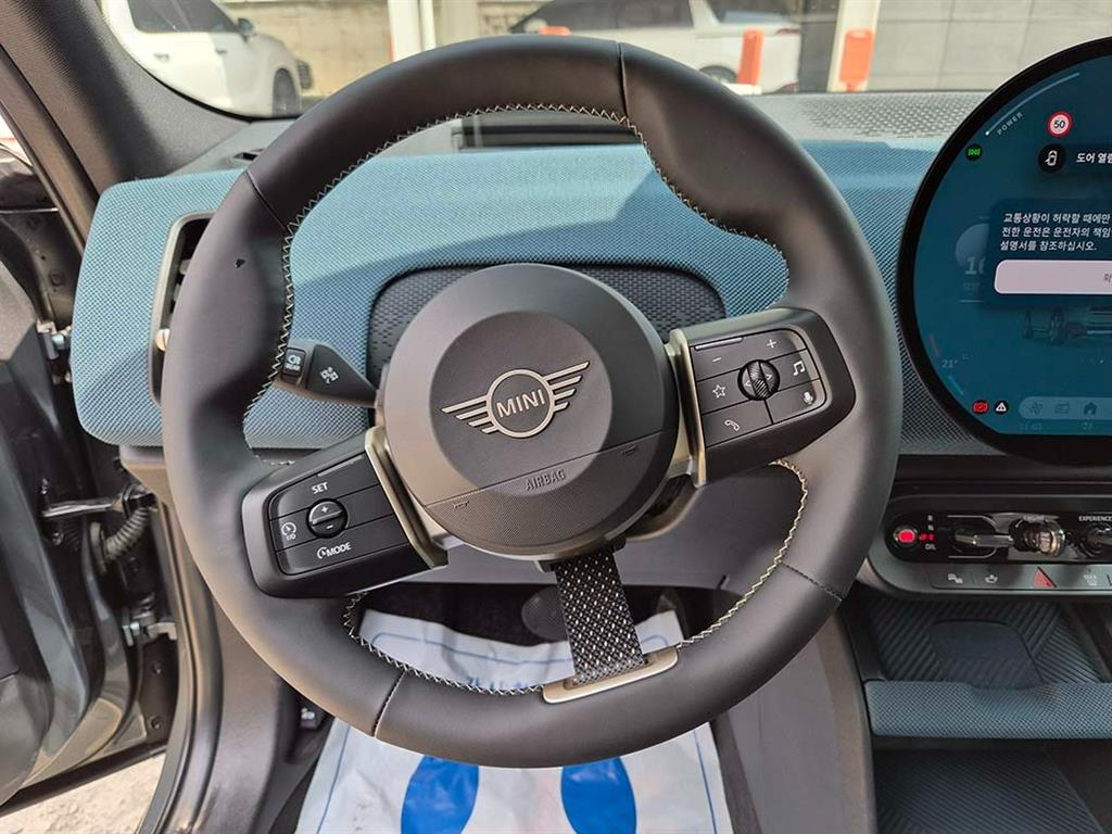 Mini Countryman - Vista 8