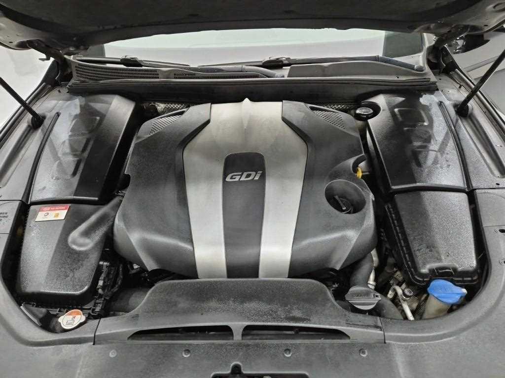 KIA K9 - Vista 5