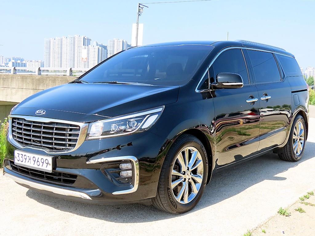 KIA Carnival - Vista 2