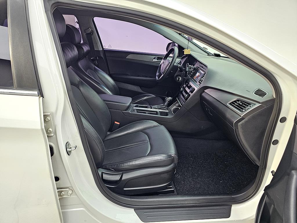 HYUNDAI Sonata - Vista 11