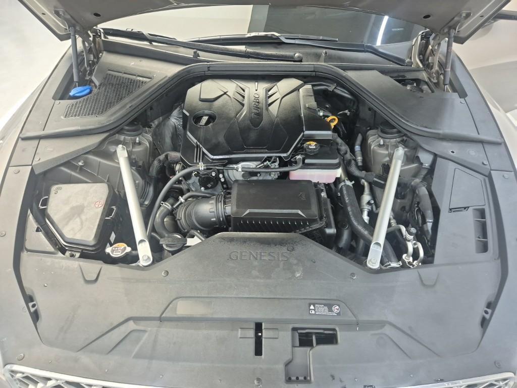 Genesis G80 - Vista 5