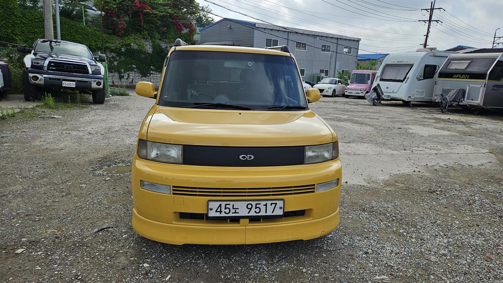 Toyota bB 2002 Amarillo - Importación desde Corea - HF Imports Iquique - Foto 1
