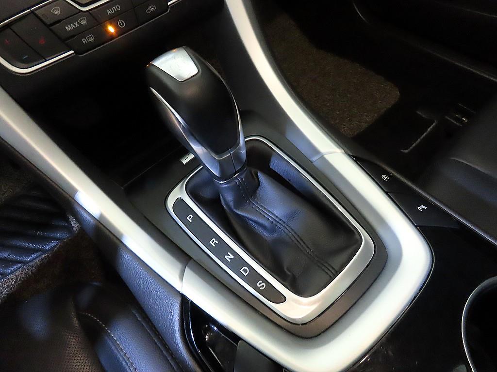 Ford Mondeo - Vista 12