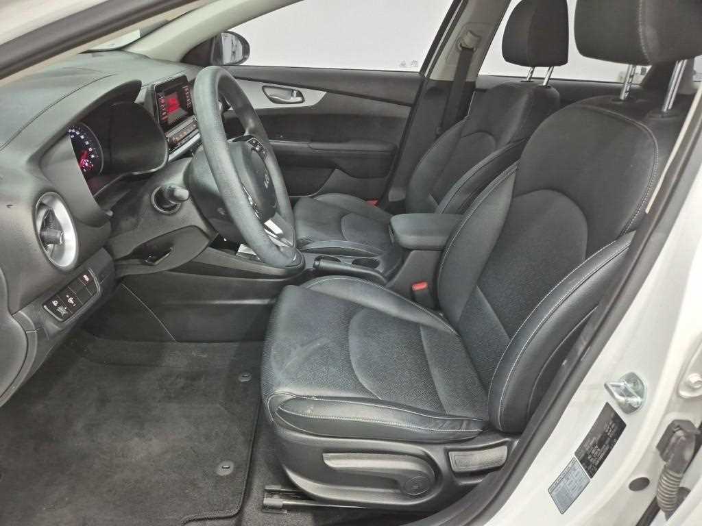 KIA K3 - Vista 12