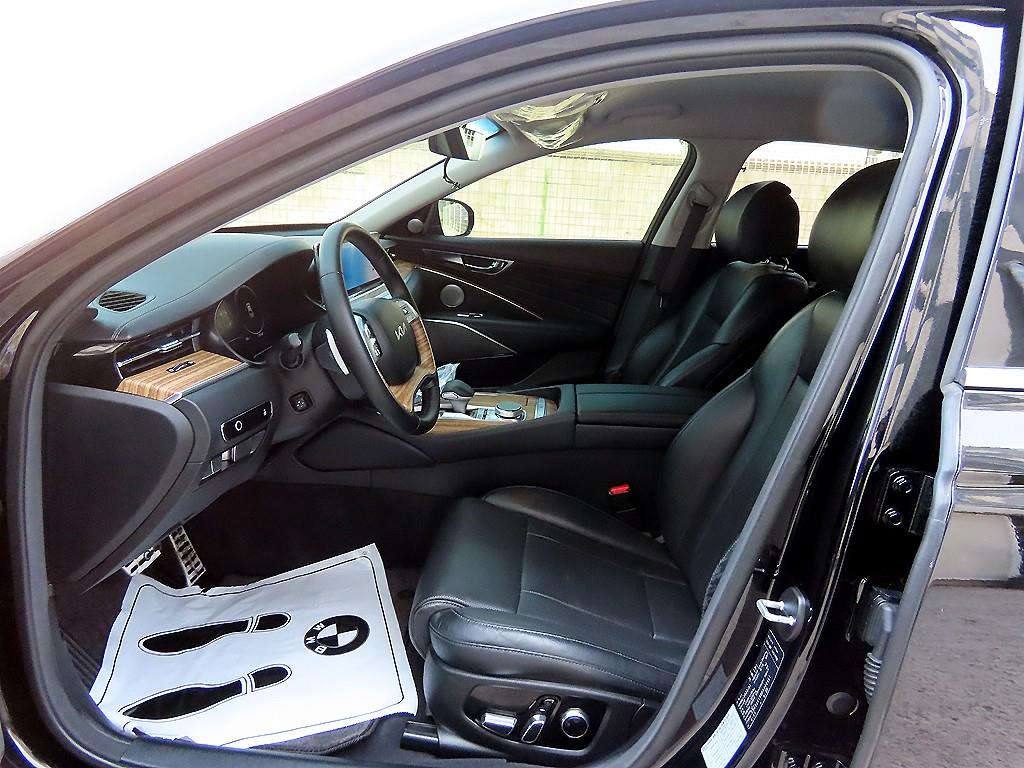 KIA K9 - Vista 5