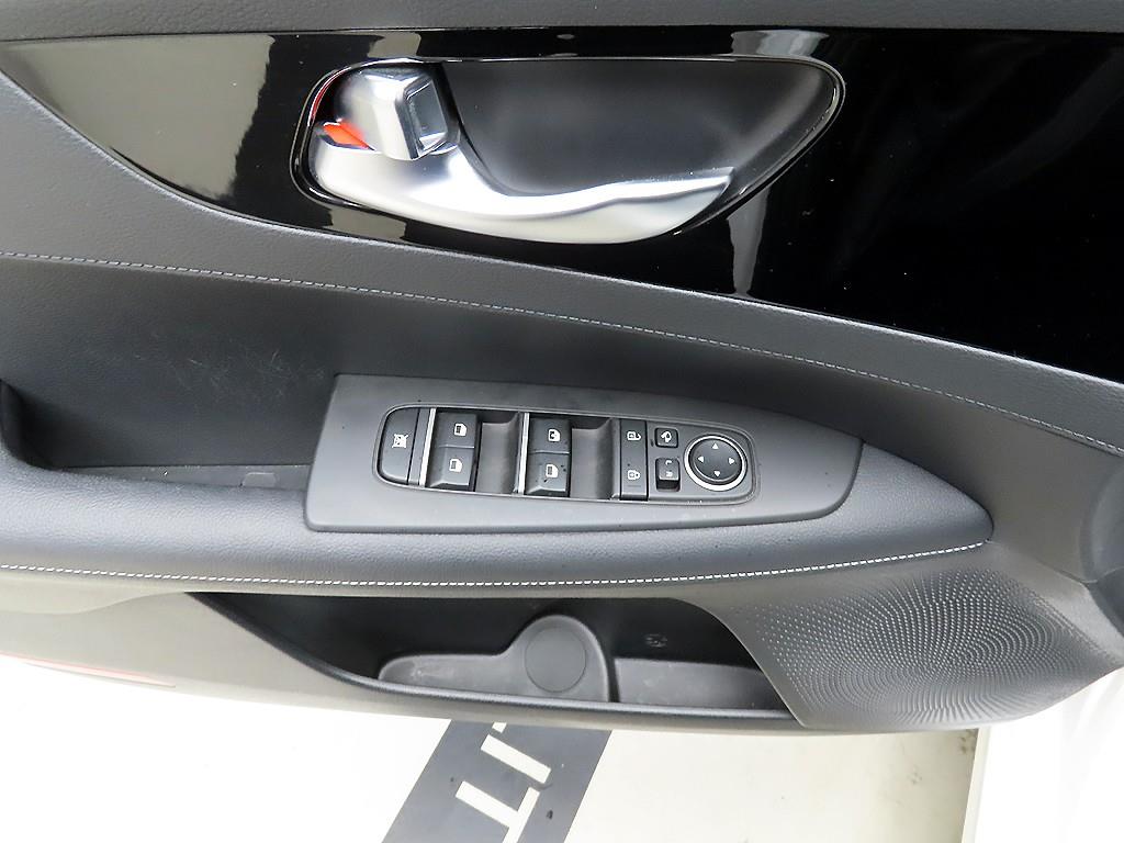 KIA K3 - Vista 11