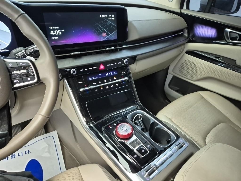 KIA Carnival - Vista 6