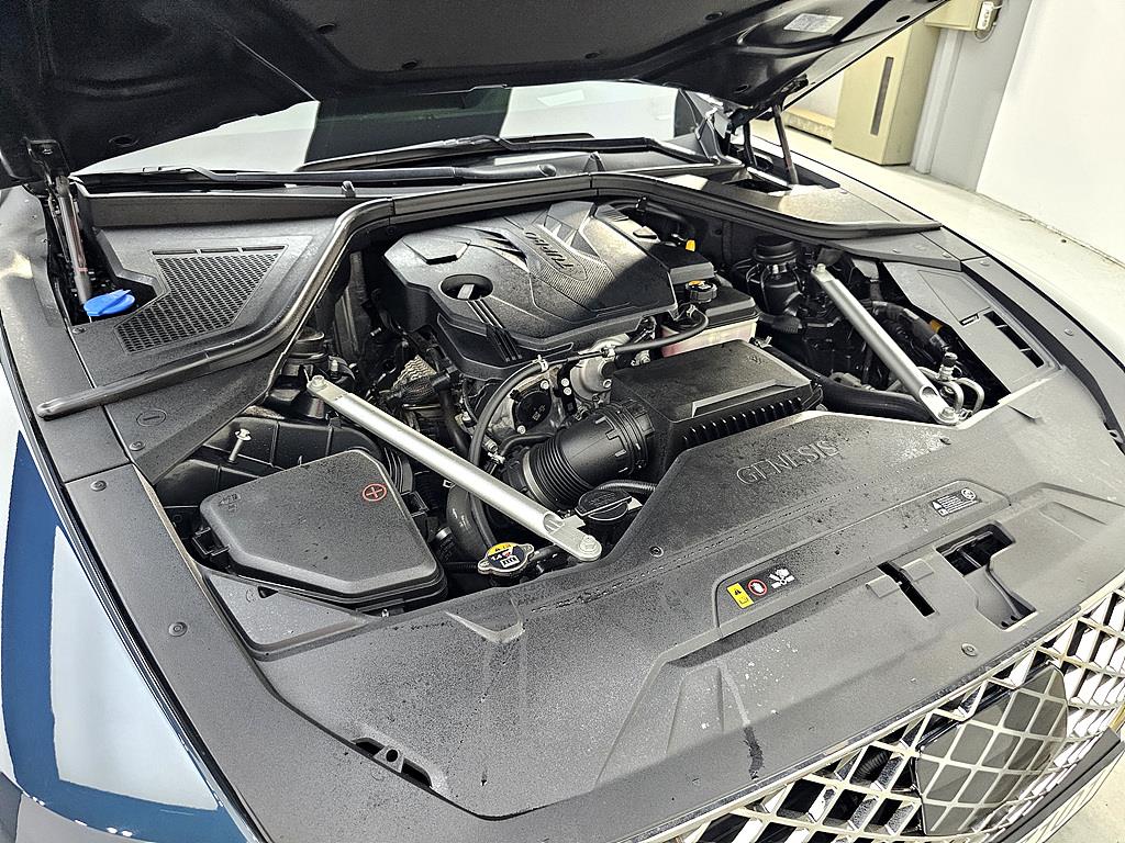 Genesis G80 - Vista 6