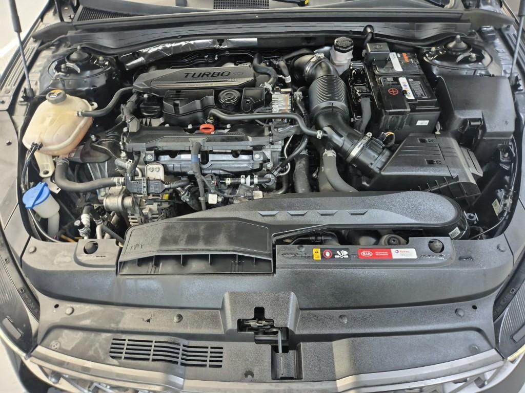 KIA K5 - Vista 5