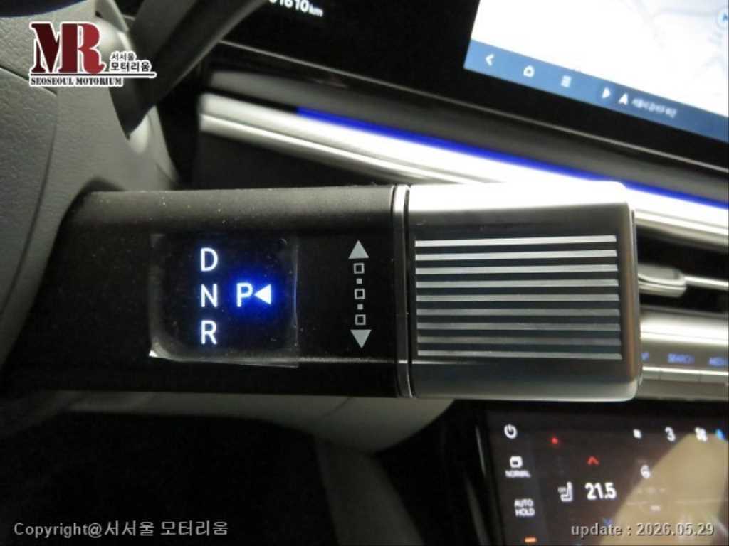 HYUNDAI Grandeur - Vista 11