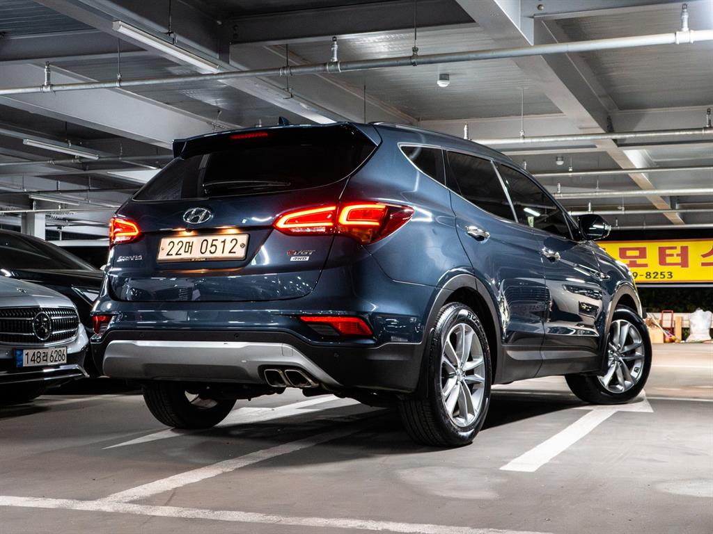 HYUNDAI Santa Fe - Vista 3