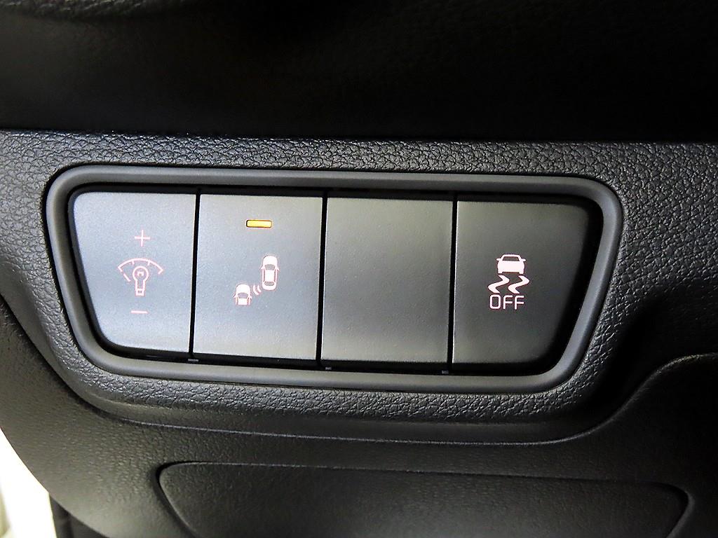 KIA K3 2019 Blanco - Importación desde Corea - HF Imports Iquique - Foto 14