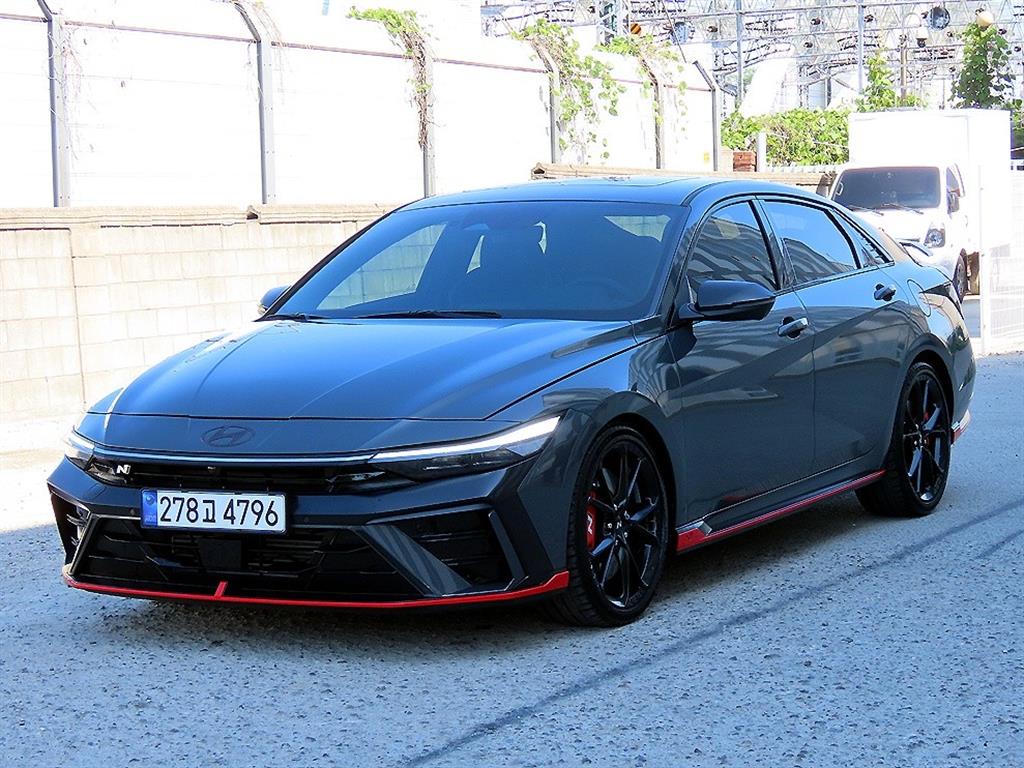 HYUNDAI Avante - Vista 2