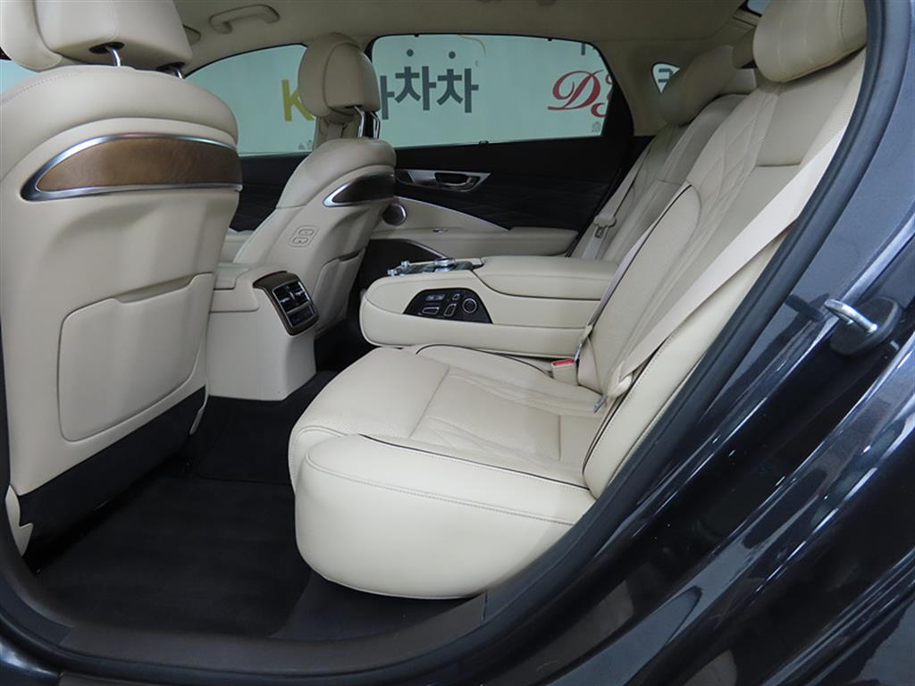 KIA K9 - Vista 6