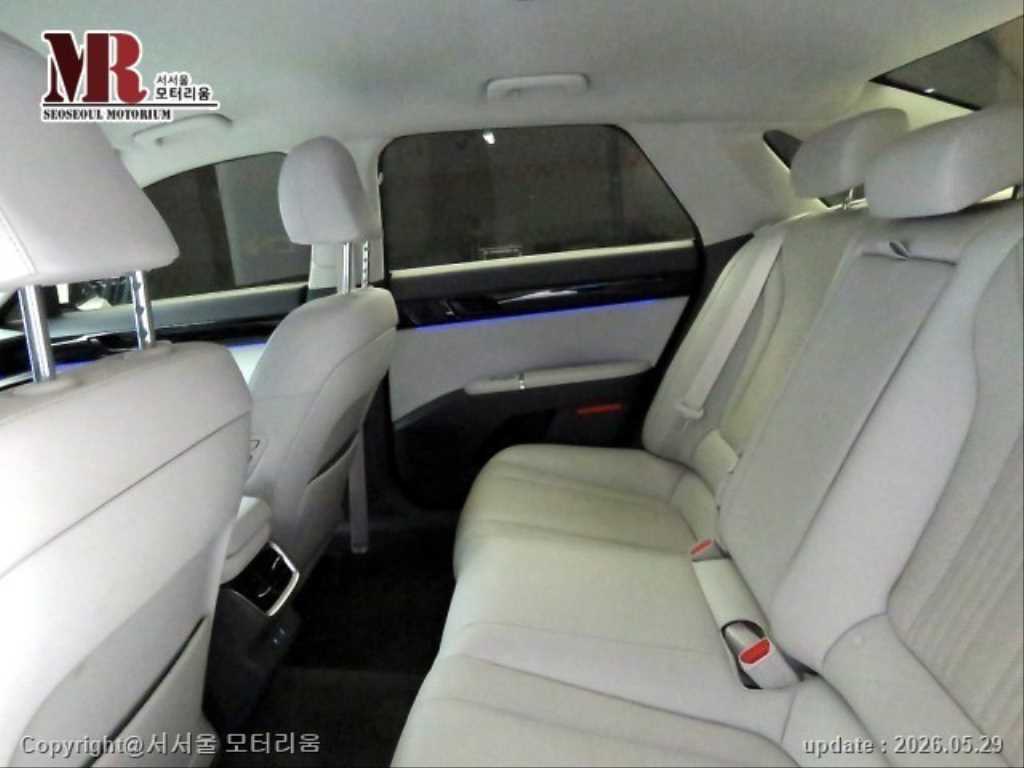 HYUNDAI Grandeur - Vista 6