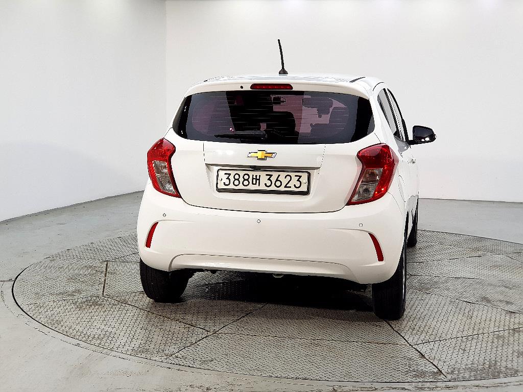 Chevrolet Spark - Vista 3