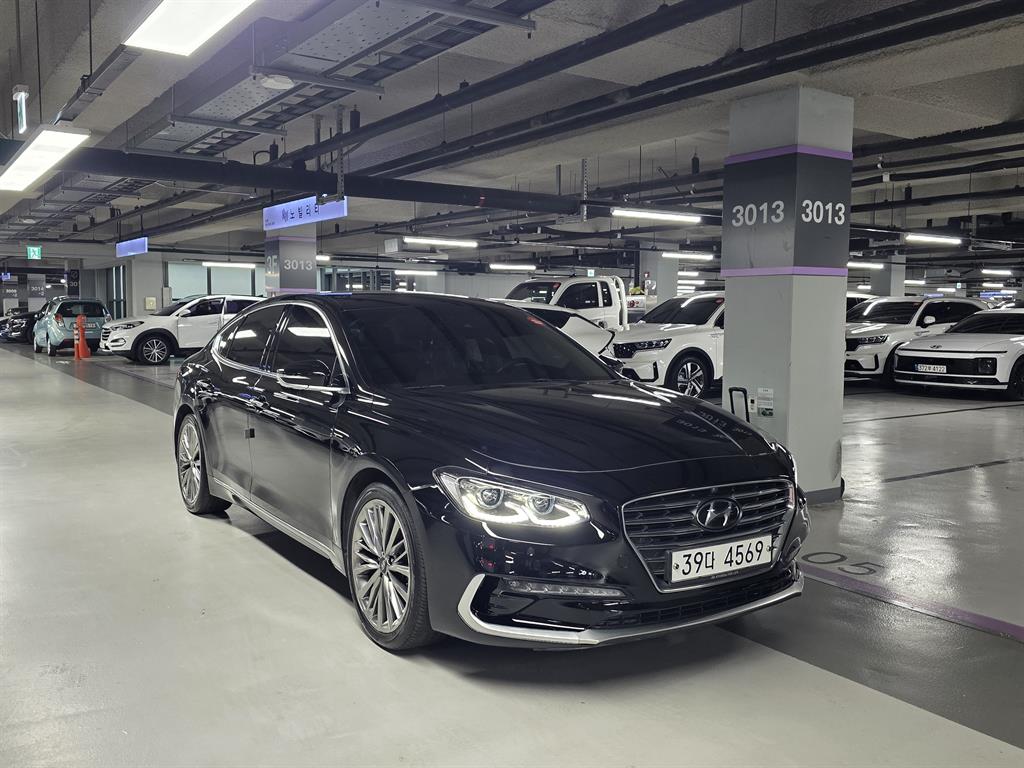 HYUNDAI Grandeur - Vista 3