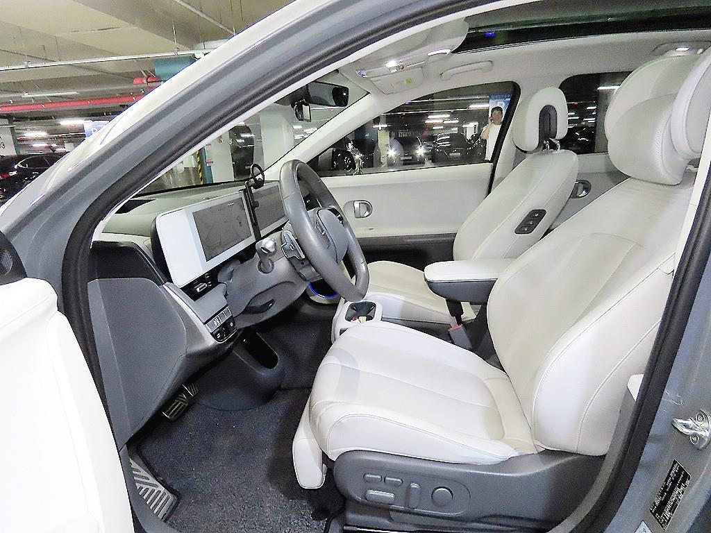 HYUNDAI Ioniq 5 - Vista 6