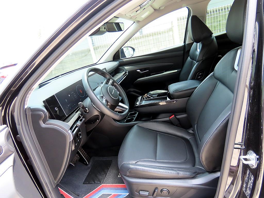 HYUNDAI Tucson - Vista 5