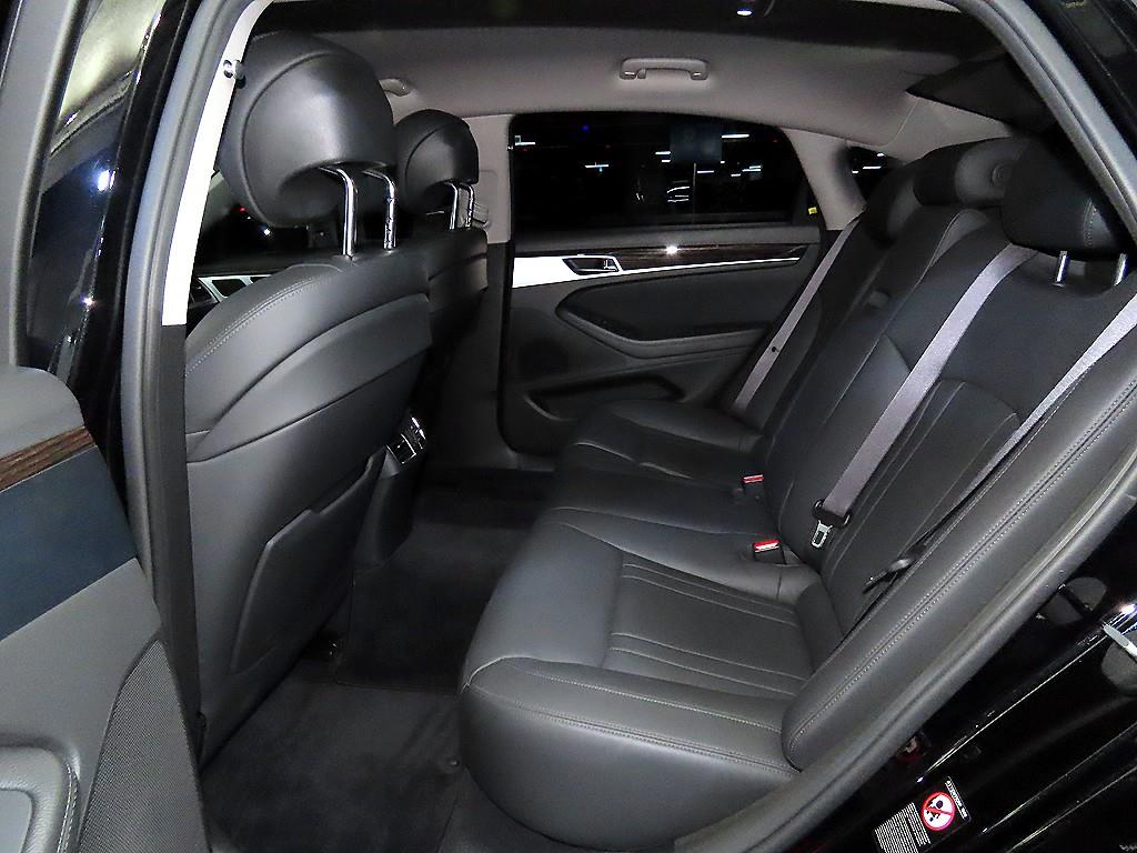 Genesis G80 - Vista 7