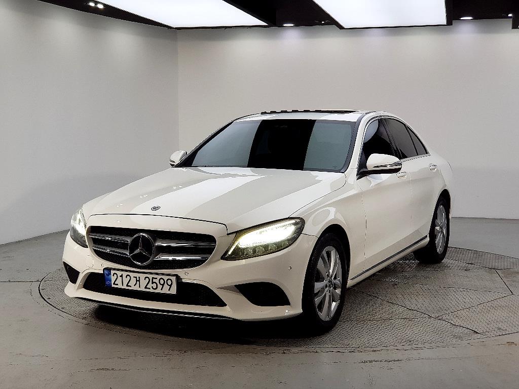 Mercedes Benz C Class 2019 Blanco - Importación desde Corea - HF Imports Iquique - Foto 1