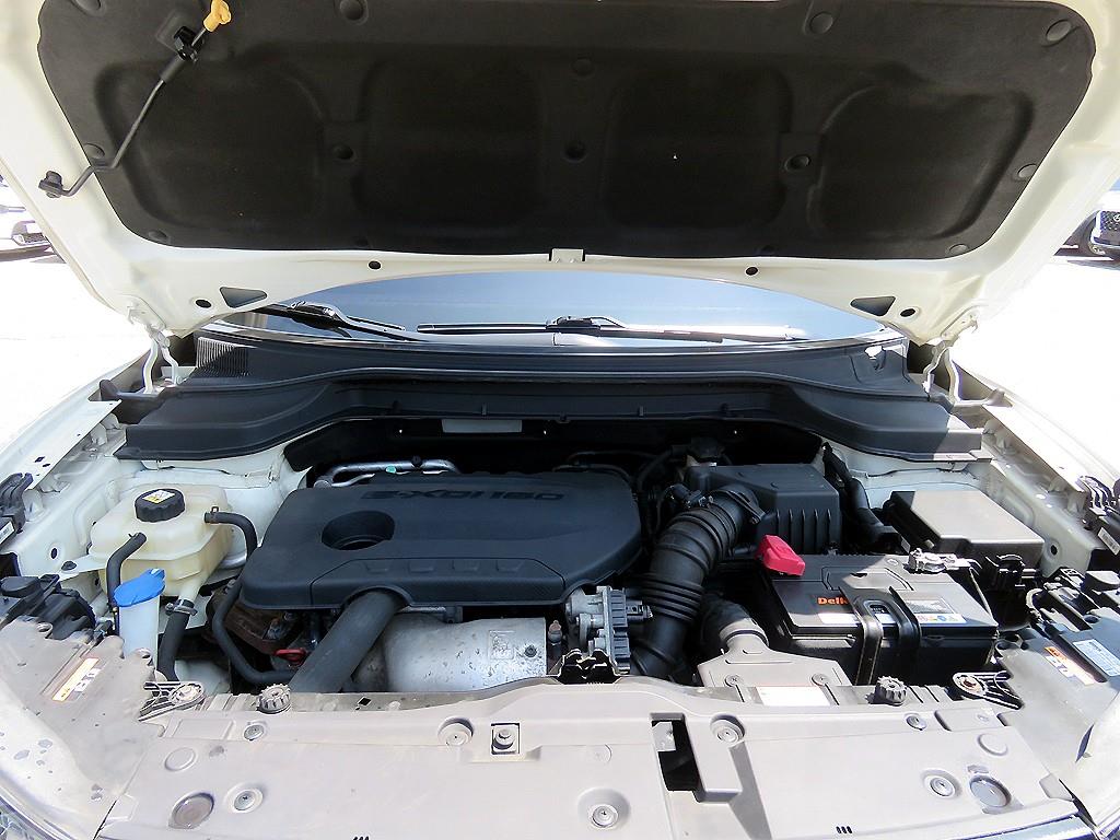 Ssangyong Tivoli 2017 Blanco - Importación desde Corea - HF Imports Iquique - Foto 19