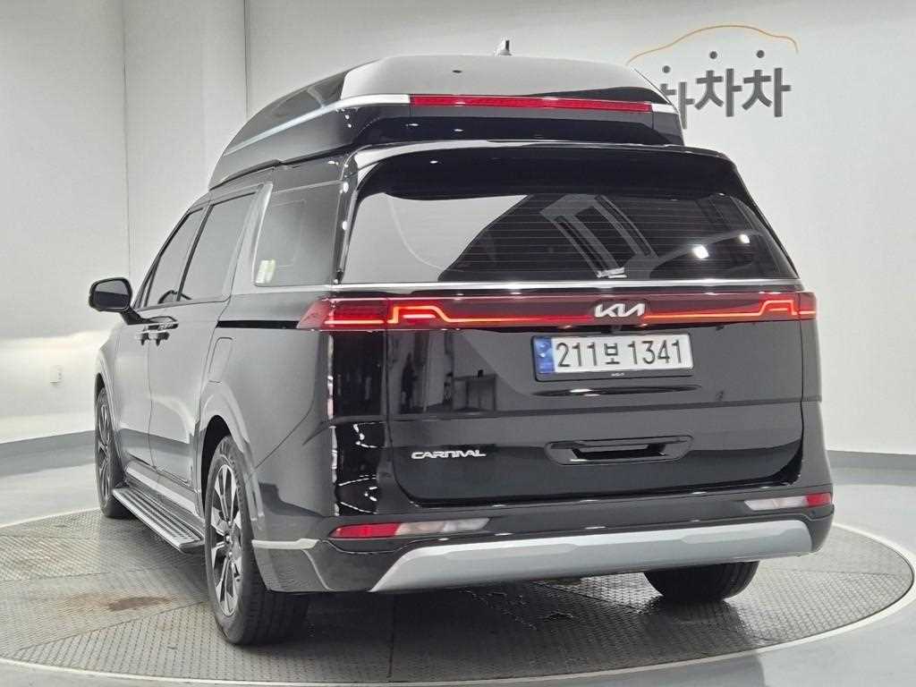 KIA Carnival - Vista 2