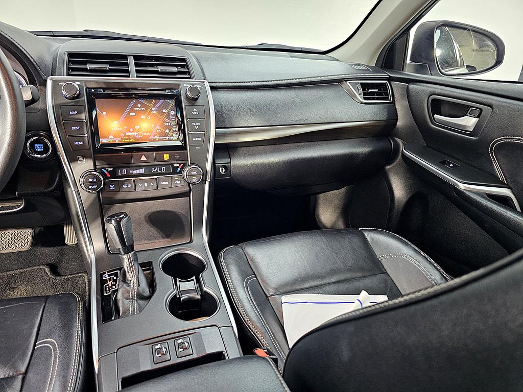 Toyota Camry - Vista 10