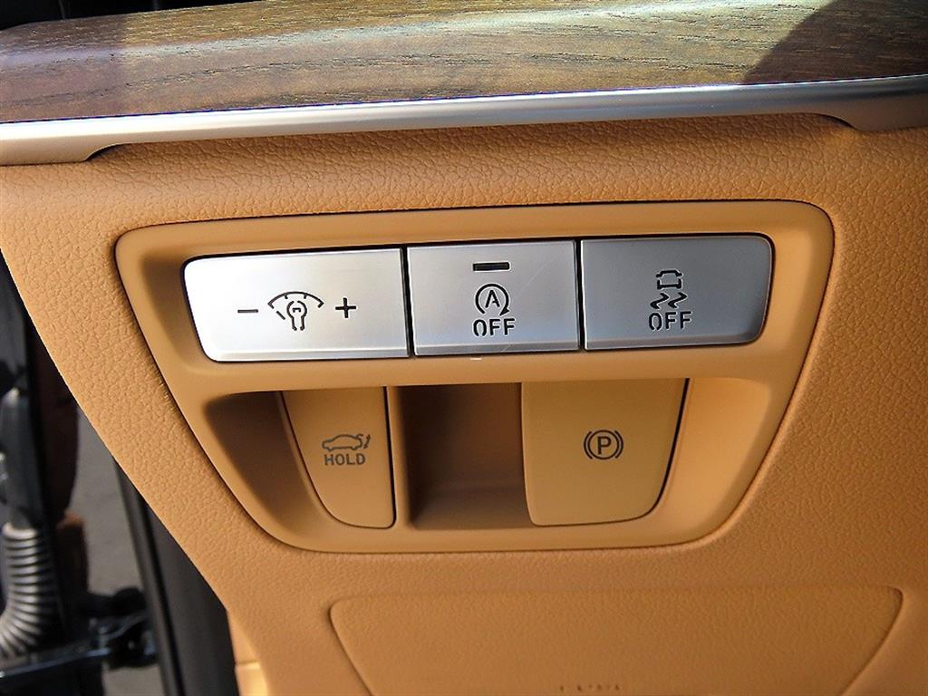 Genesis G80 - Vista 12