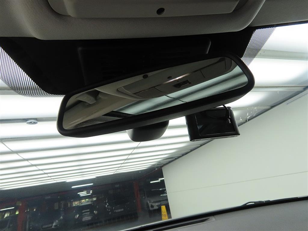 Land Rover Discovery Sports - Vista 10