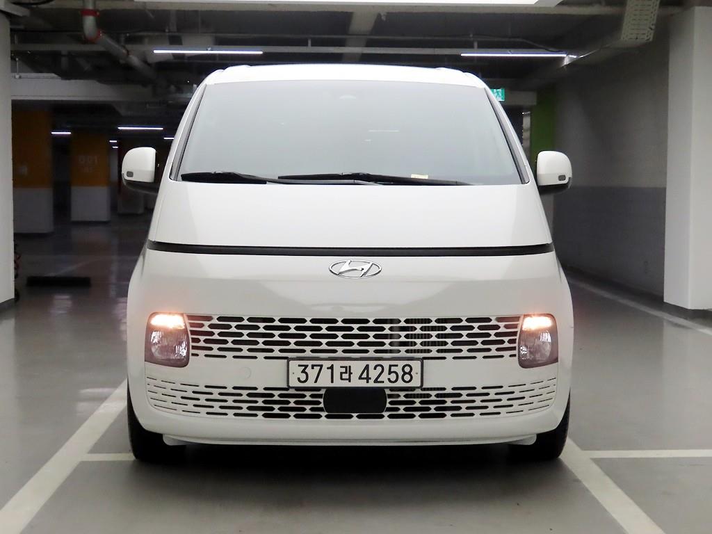 HYUNDAI Staria 2023 Blanco - Importación desde Corea - HF Imports Iquique - Foto 1